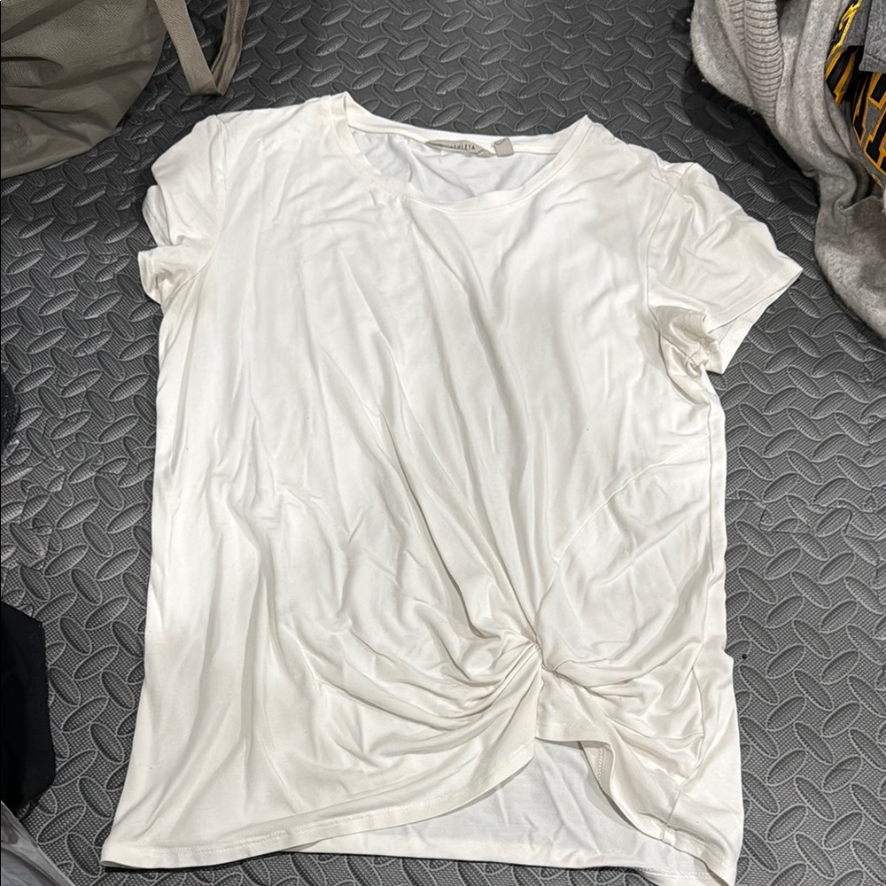 Athleta Cream Short Sleeve Tee